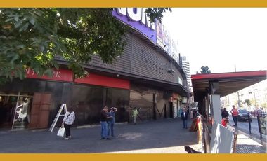 Arriendo - Local Comercial, Alameda / Santa Rosa - L-23