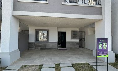 VENTA DE CASA AL SUR DE PACHUCA CON EXCELENTE PLUSVALÍA