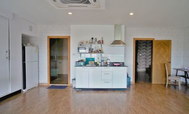 Duplex Penthouse Condo