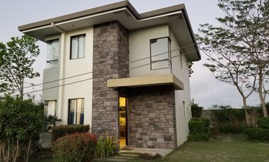 Pre Selling 3 bedroom House and Lot For Sale in Pampanga Alviera Estate near Subic and Clark