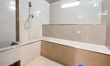 Casa en venta en sector Epoca a pocos metros de la Unidad de Policía y cerca del centro de la ciudad de Loja