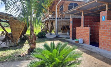 Precio de Remate Complejo Turístico - Hostería Cotundo Archidona - Oriente Ecuador . C: 968 M², T: 15.000 M². $ 179.000