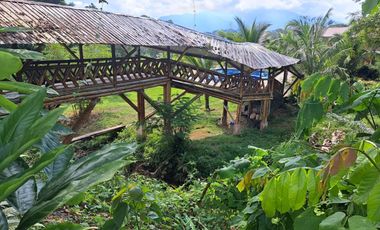 Precio de Remate Complejo Turístico - Hostería Cotundo Archidona - Oriente Ecuador . C: 968 M², T: 15.000 M². $ 179.000