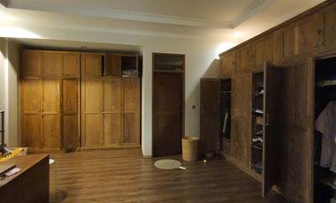 EXECUTIVE GUEST HOUSE at Jl GANDARIA / KEBAYORAN BARU, JAKSEL