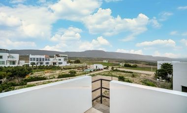 Casa nueva en Villas Punta Piedra con acceso a Playa