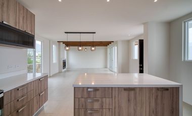 Casa nueva en Villas Punta Piedra con acceso a Playa