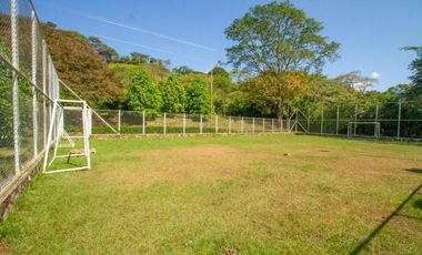 TE ALQUILO HEMROSA FINCA EN LA MESA DE LOS SANTOS