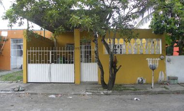 Vendo casa una planta. Col. COLIA DE SAN JORGE  VERACRUZ PUERTO.