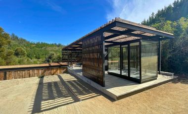 Parcelas de 20.000 m² en entorno natural, con 80% de avance en obras, reglamento de convivencia y bono de preventa en últimos días.