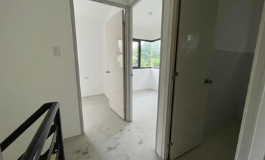 HOUSE AND LOT FOR SALE HANNA  QUADRUPLEX MINAMI RESIDENCES LOCATED GENERAL TRIAS CAVITE 45MINS AWAY FROM METRO MANILA .