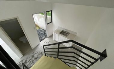 HOUSE AND LOT FOR SALE HANNA  QUADRUPLEX MINAMI RESIDENCES LOCATED GENERAL TRIAS CAVITE 45MINS AWAY FROM METRO MANILA .