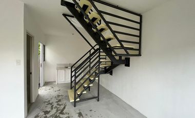 HOUSE AND LOT FOR SALE HANNA  QUADRUPLEX MINAMI RESIDENCES LOCATED GENERAL TRIAS CAVITE 45MINS AWAY FROM METRO MANILA .