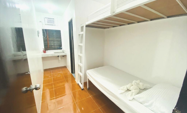 Residential Building for Sale in Pasay City Near Cash n Carry Makati, Buendia, and MOA