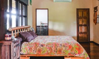 Enchanting Resort-Style Estate: 2 Rai 382 Square wa. Retreat with Multiple Houses in Hang Dong, Chiang Mai - Perfect for Families or a Resort Business