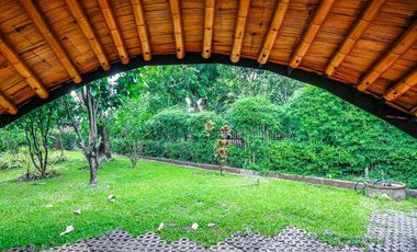 Enchanting Resort-Style Estate: 2 Rai 382 Square wa. Retreat with Multiple Houses in Hang Dong, Chiang Mai - Perfect for Families or a Resort Business