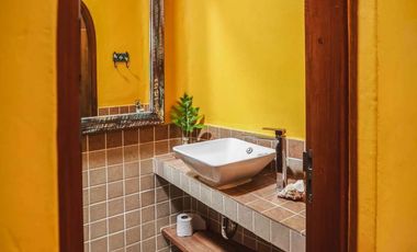 Enchanting Resort-Style Estate: 2 Rai 382 Square wa. Retreat with Multiple Houses in Hang Dong, Chiang Mai - Perfect for Families or a Resort Business