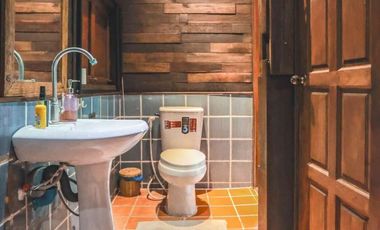 Enchanting Resort-Style Estate: 2 Rai 382 Square wa. Retreat with Multiple Houses in Hang Dong, Chiang Mai - Perfect for Families or a Resort Business