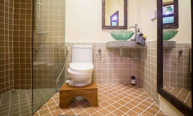 Enchanting Resort-Style Estate: 2 Rai 382 Square wa. Retreat with Multiple Houses in Hang Dong, Chiang Mai - Perfect for Families or a Resort Business