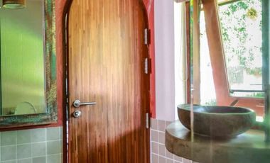 Enchanting Resort-Style Estate: 2 Rai 382 Square wa. Retreat with Multiple Houses in Hang Dong, Chiang Mai - Perfect for Families or a Resort Business