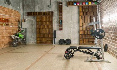 Enchanting Resort-Style Estate: 2 Rai 382 Square wa. Retreat with Multiple Houses in Hang Dong, Chiang Mai - Perfect for Families or a Resort Business