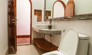 Enchanting Resort-Style Estate: 2 Rai 382 Square wa. Retreat with Multiple Houses in Hang Dong, Chiang Mai - Perfect for Families or a Resort Business