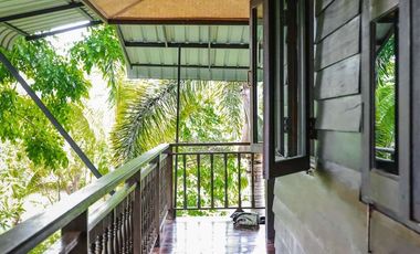 Enchanting Resort-Style Estate: 2 Rai 382 Square wa. Retreat with Multiple Houses in Hang Dong, Chiang Mai - Perfect for Families or a Resort Business