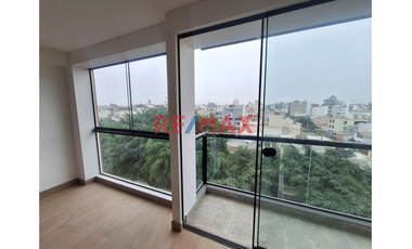 Hermoso Duplex En Santiago De Surco 215M2
