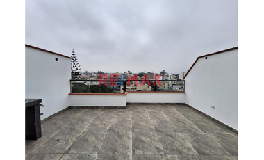 Hermoso Duplex En Santiago De Surco 215M2
