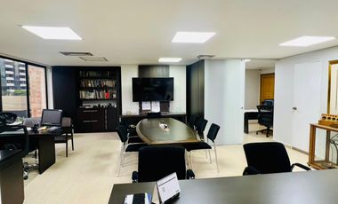 Venta oficina milla de oro poblado medellin