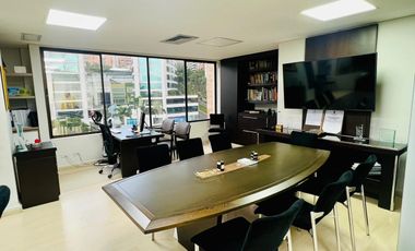 Venta oficina milla de oro poblado medellin