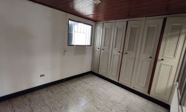 VENTA DE CASA BIFAMILIAR EL CARMEN CARTAGO