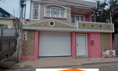 En Machala Sector Patria Nueva Se Vende Linda Casa de Dos Departamentos Comodos, Aplica BIESS, Acabados Importados