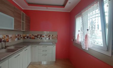 En Machala Sector Patria Nueva Se Vende Linda Casa de Dos Departamentos Comodos, Aplica BIESS, Acabados Importados