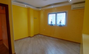 En Machala Sector Patria Nueva Se Vende Linda Casa de Dos Departamentos Comodos, Aplica BIESS, Acabados Importados