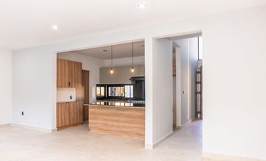 Casa en Venta en Residencial Lomas del Dorado.