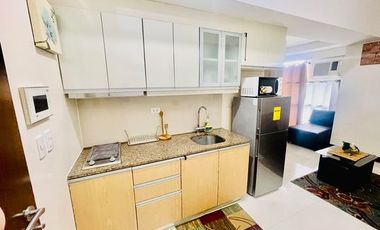 Condo for Rent in Florence, McKinley Hill, Taguig