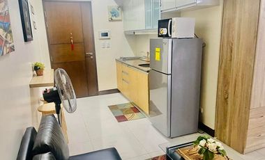 Condo for Rent in Florence, McKinley Hill, Taguig