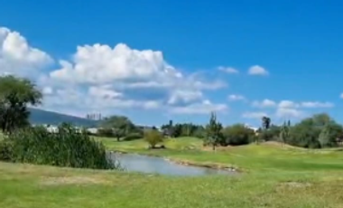 Venta Terreno en El Campanario con Vista al Lago y Campo de Golf