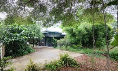 ขายที่ดินพร้อมบ้าน 120 ตรว. หมู่บ้านท่าจีน  ท่าจีน- ท่าฉลอม