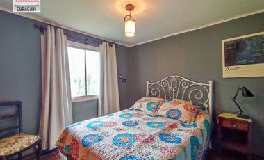 Leon Propiedad arrienda casa con todos sus muebles en Cuyuncavi Abajo, Curacavi