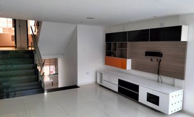VENTA CASA CABECERA CONJUNTO