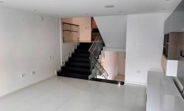 VENTA CASA CABECERA CONJUNTO