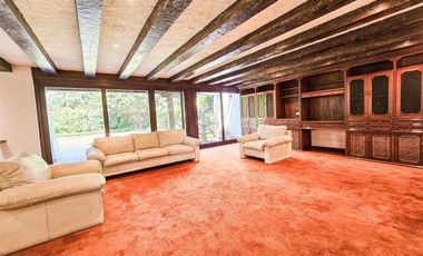 LINDA CASA DISEÑADA Y CONSTRUIDA POR ARQ VELASCO