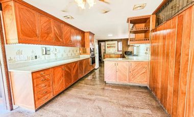 LINDA CASA DISEÑADA Y CONSTRUIDA POR ARQ VELASCO
