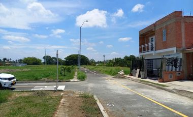 VENDO LOTE DE 168 M2 UBICADO EN LA URBANIZACION ESTANCIA ROZO