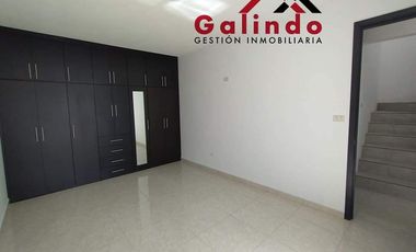 Casa Nueva en Venta Zona Tecnologico Doble Cochera 3 Recamaras