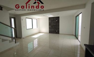 Casa Nueva en Venta Zona Tecnologico Doble Cochera 3 Recamaras