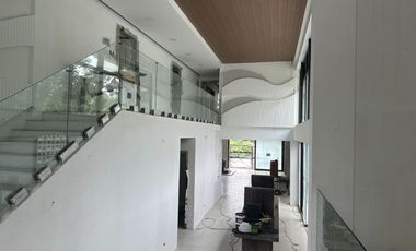 Newly Renovated 10BR House & Lot For Sale 5-Level @ Ma Luisa Banilad