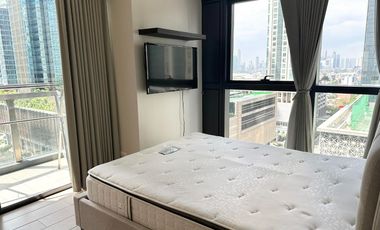 FULLY FURNISHED 2 BEDROOM UNIT IN UPTOWN RITZ BGC NEAR MCKINLEY