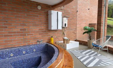 PR16925 Casa Amoblada en arriendo en el sector Altos de Palmas, Envigado